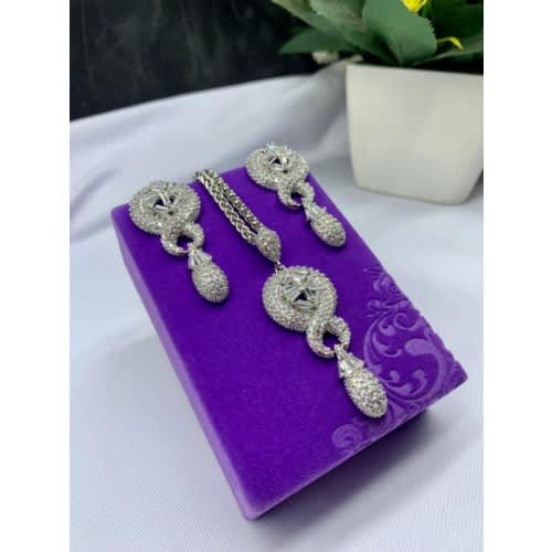 Zirconia Set Of Earring - Chain And Pendant
