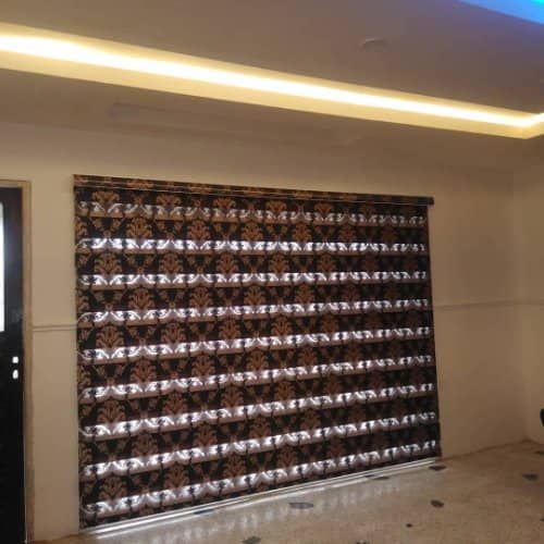 DAY AND NIGHT BLIND - BIG BROWN FLOWER