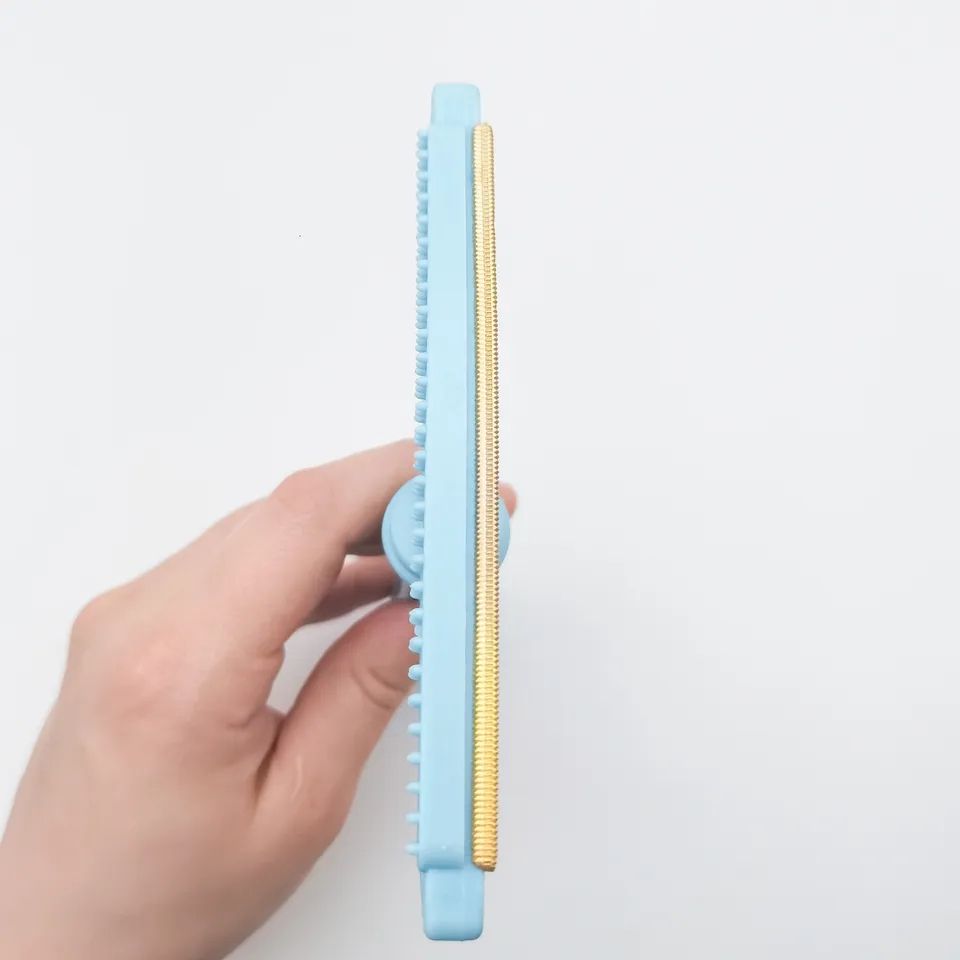 Pet Manual Hair/Fur Remover Cleaning Brush