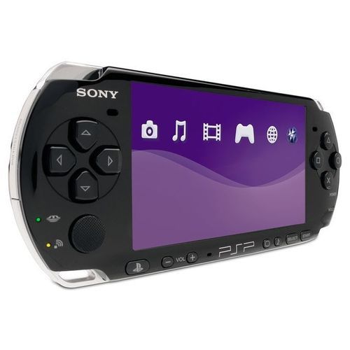 PSP 1000M WITH 32GB AND GAMES INSTAIIED