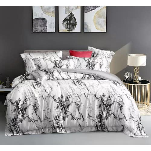 Royal Design Duvet Set - Black/white