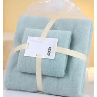 2 In 1 Bathroom Towel