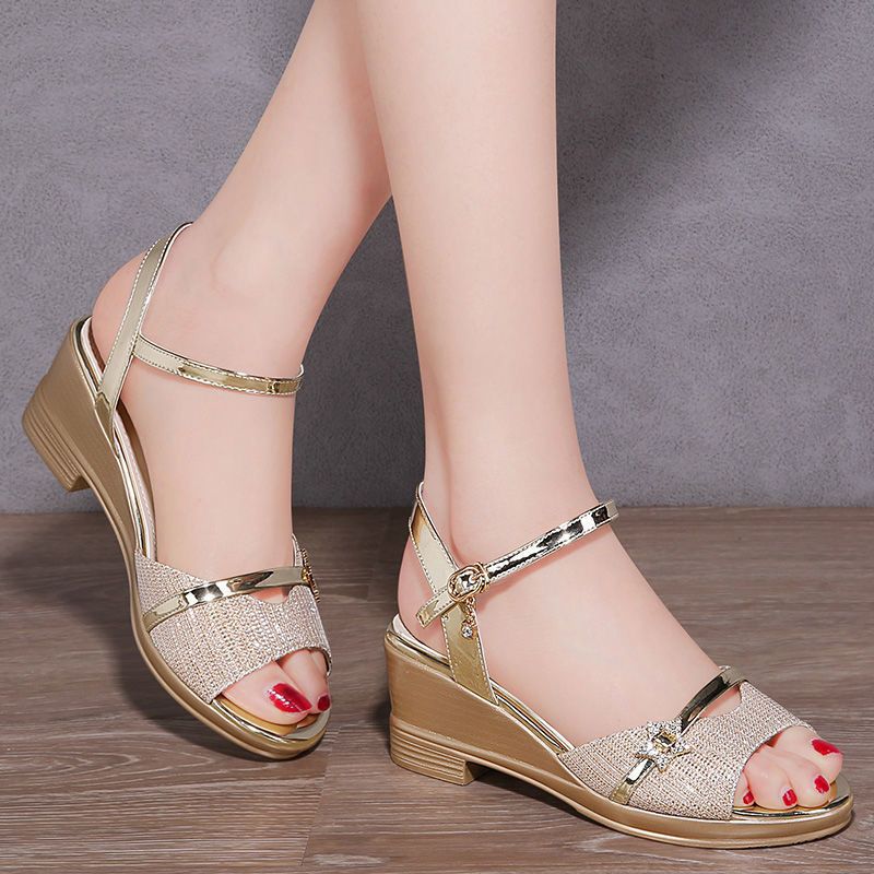 Lady Wedge Beautiful  Sandals- Gold