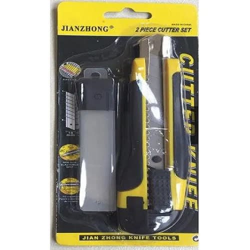 Cutter Knife Plus Extra Fifteen Blades
