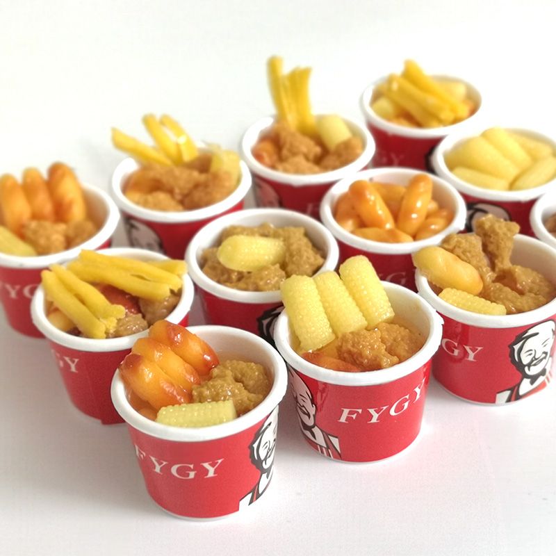 2PCS 16 Scale Dollhouse Miniature KFCS Bucket Chips Food