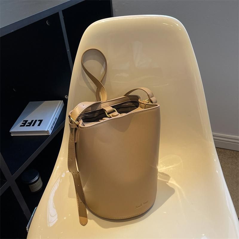 Baobao Women's Fashion Crossbody B 2022 New Simple Bucket B High Quality One Shoulder Underarm