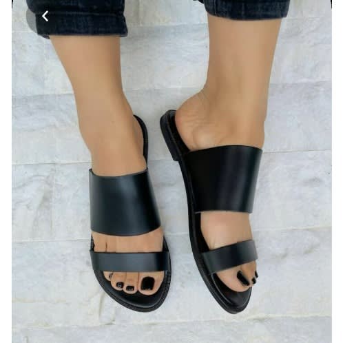 Female Black Step Slips