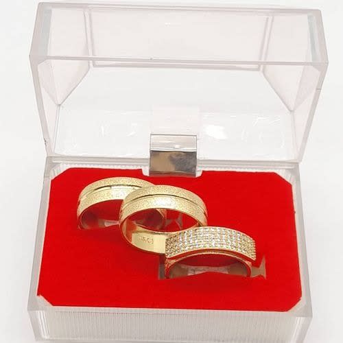 Romanian Gold Wedding And Engagement Ring