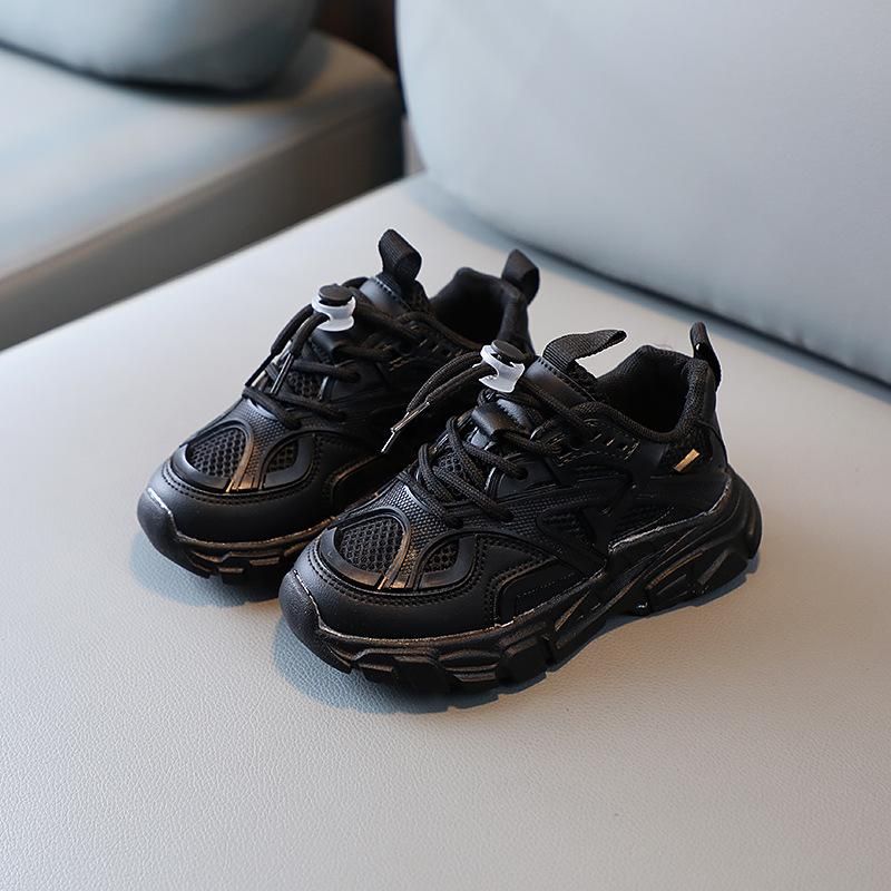 Children's mesh breathable sports shoes boys and girls school sports shoes black