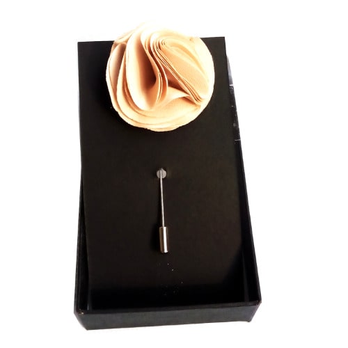 Gentlemen's Lapel Pin Boutoniere - Biege