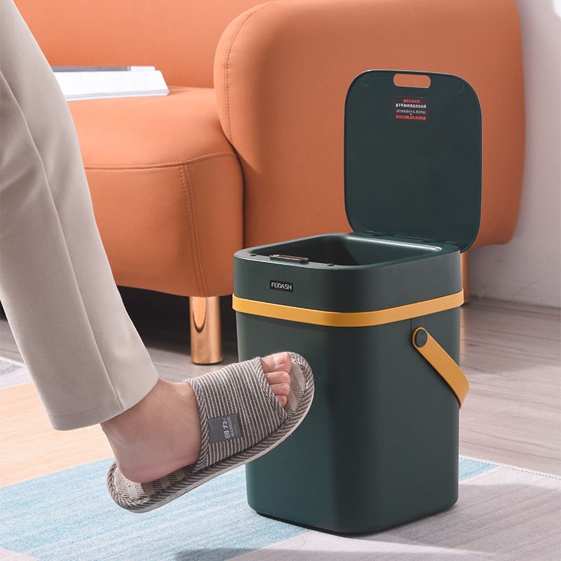 Intelligent Automatic Touch-free Sensing Trash Bin