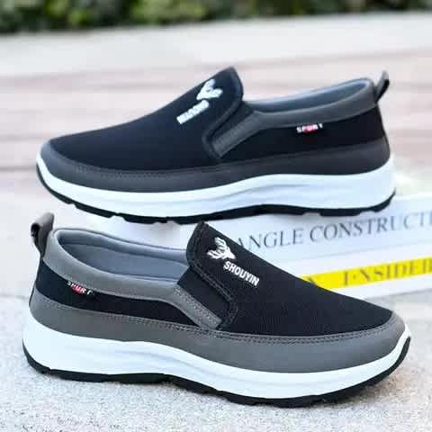 Men Canvas Sneakers- Black