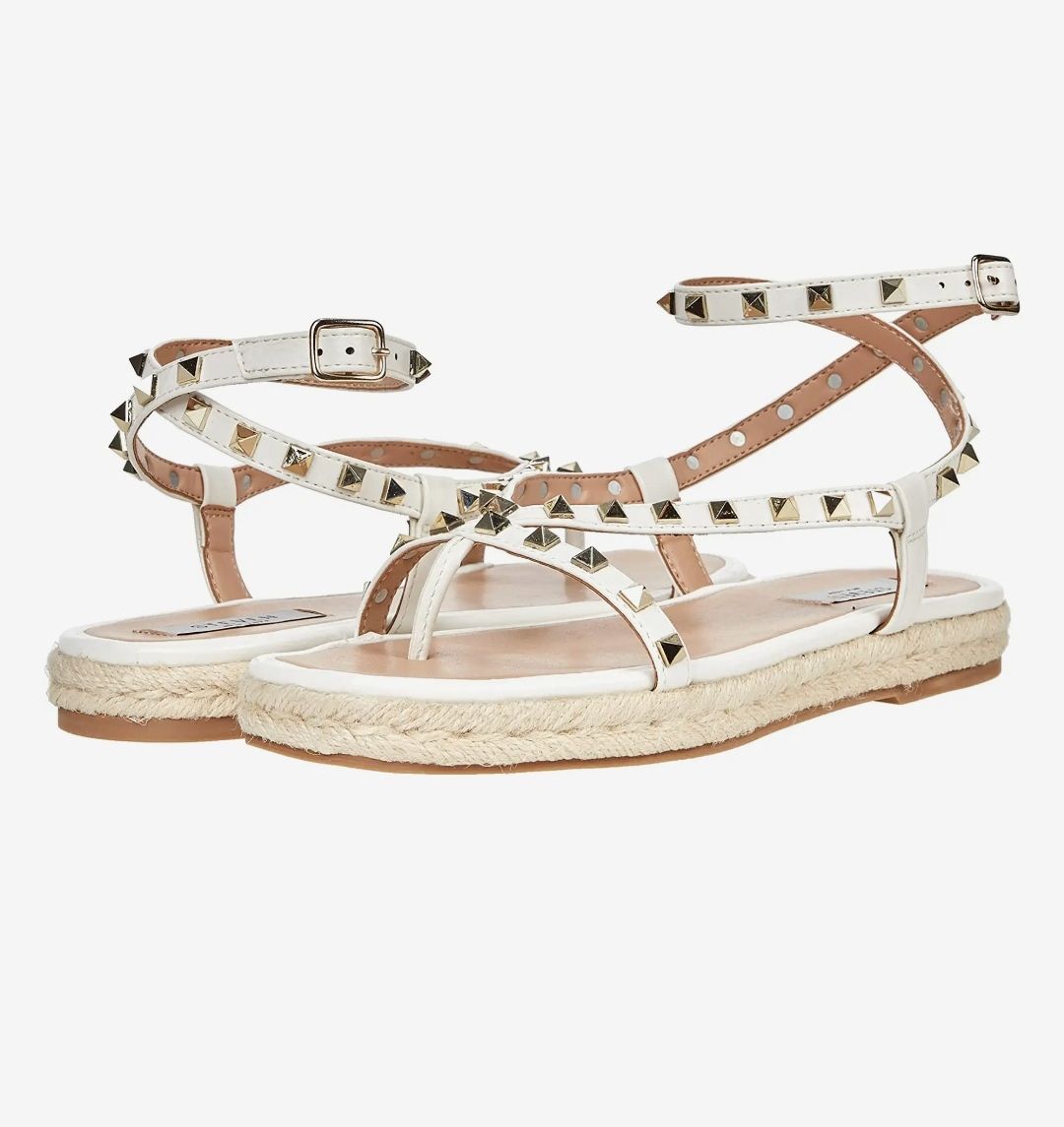 Beautiful Female Fashion Sandals With Gold Spikes (white)