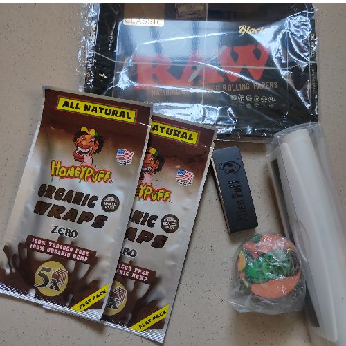 Loud Combo Raw Tray+ Blunt Wraps + Roller + Metal Crusher