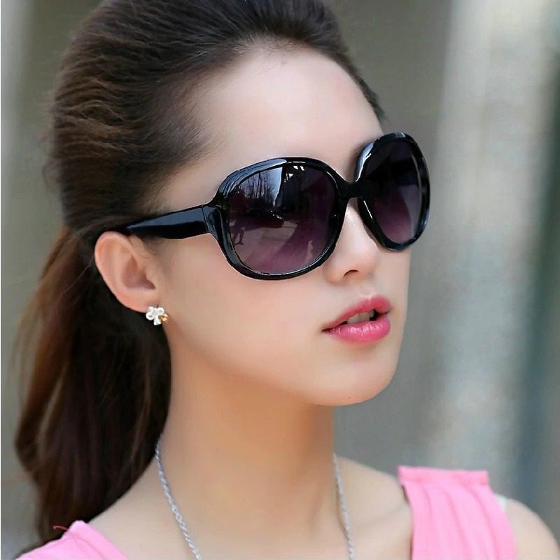 Women's Sunglasses Eyewear Fashion Glasses Retro Frames Sunglasses