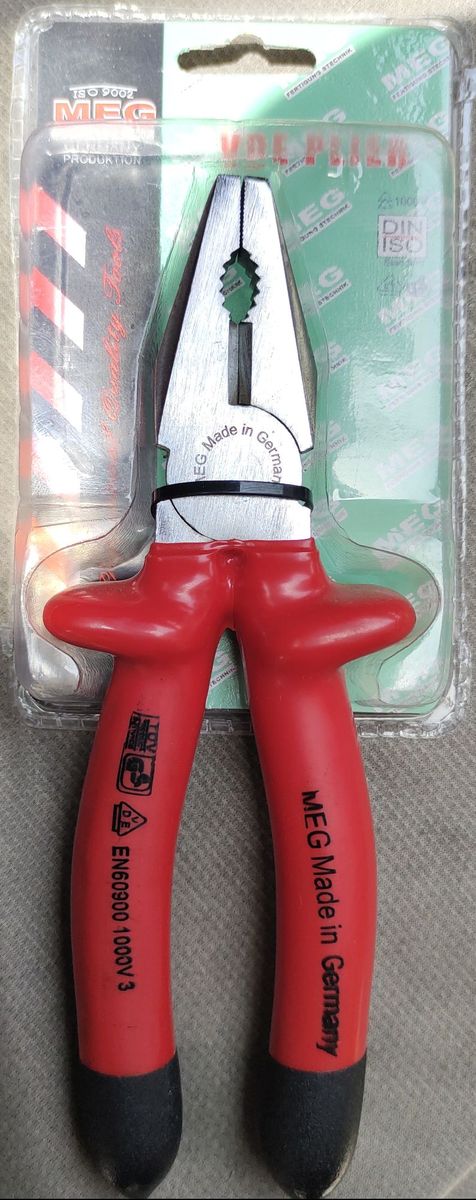 Multifunctional Cutting Plier
