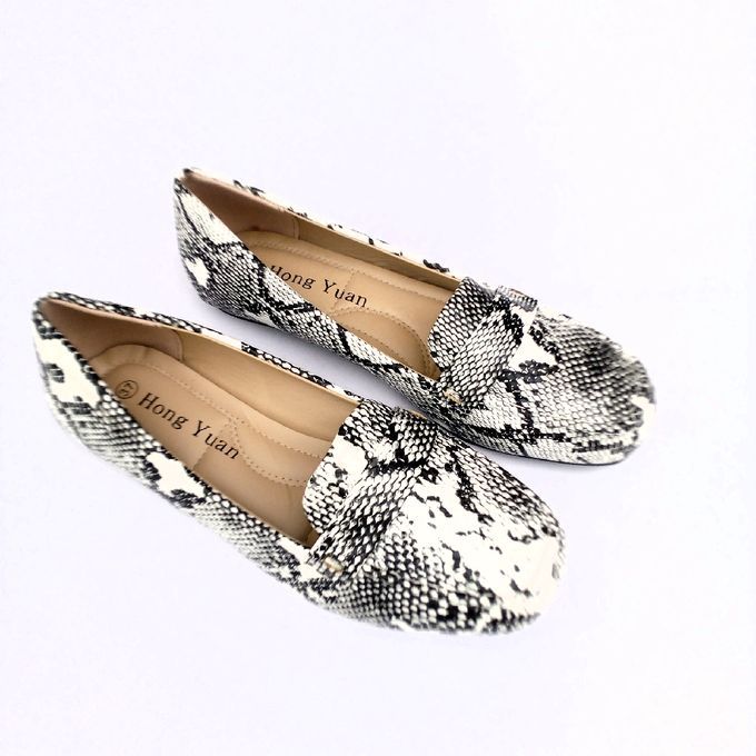 Quality Flat Shoe Women Ladies Formal Shoe-white