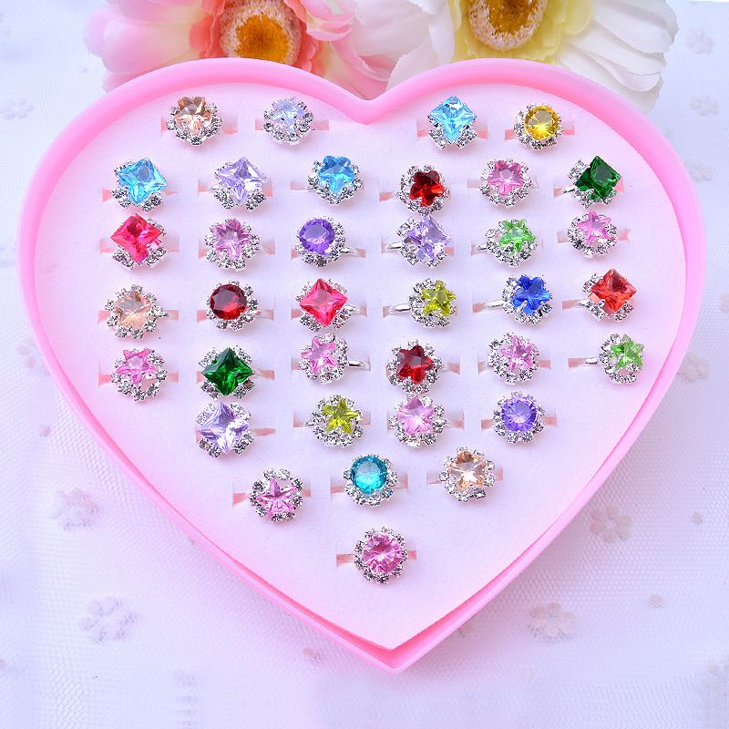 36 Children's Adjustable Diamond Rings, Toy Girls Pretending To Play Makeup