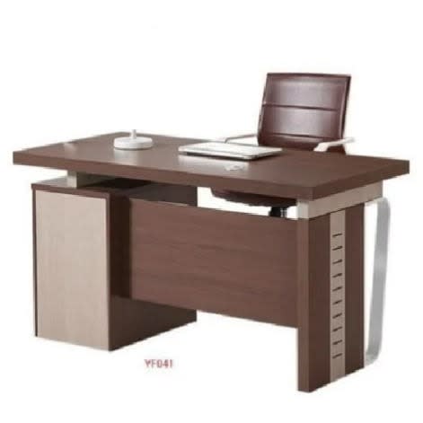 Executive Office Table 1.4mtrs With 3 Drawers Italian Design