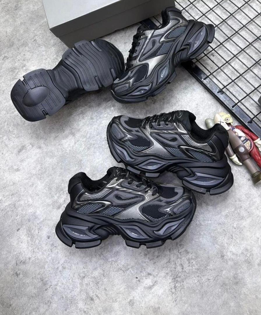 ORIGINAL OMAET TRENDING SNEAKER SIZE 40-45