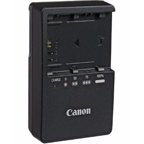 Battery Charger for Canon EOS 5D Mark II, 7D & 60D Digital SLR LC-E6
