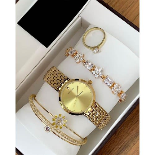 Queens Super Sparkling Gold Wristwatch +2 Bracelets & Ring