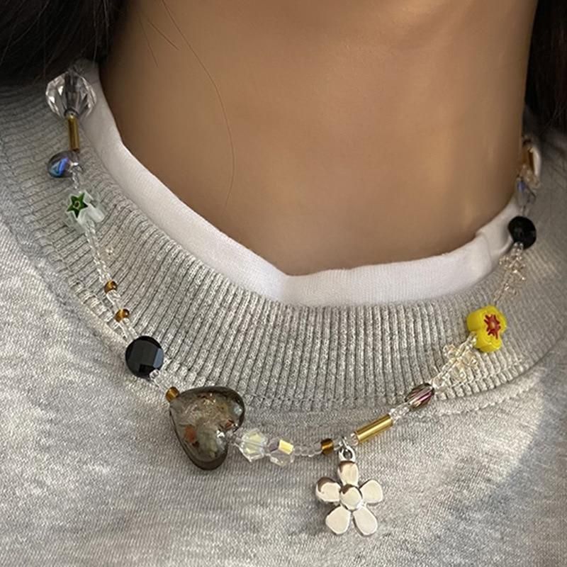 Korean Flower Pendant Crystal Class Gravel Beaded Necklace For Women Cool Y2K Choker 2022 Fashion Jewelry Exquisite Accessory