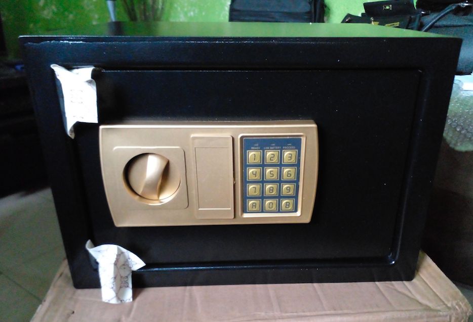 Electronic Safe Box With Keypad Home,Office&Hotel - Large