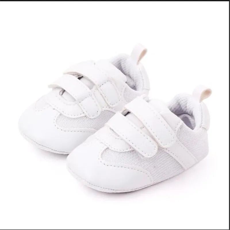 Baby Girl Strap Shoe Prewalkers (white)