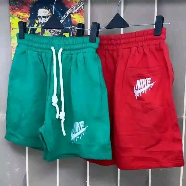 Jones Wears Simpson Feelings Printed Casual Short Black For Available