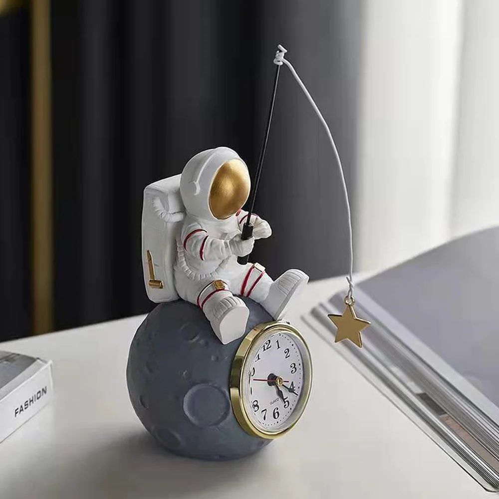 Astronaut Figure Clock For Desktop & Shelf