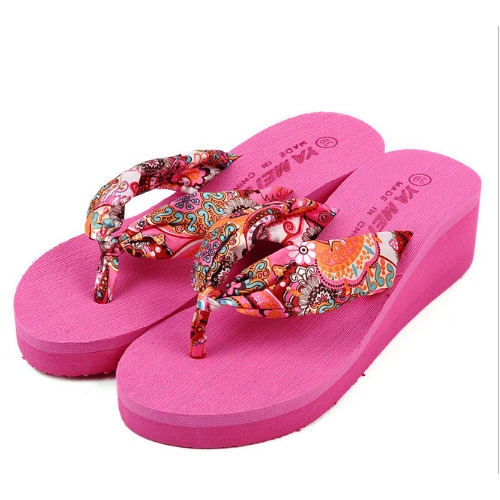 Women's Floral Footwear Slippers - Pink