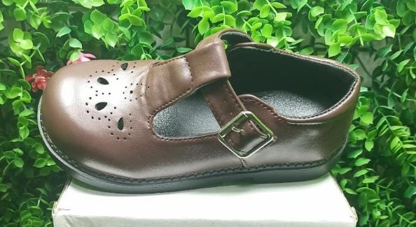 Bts Cortina Unisex Shoes- Brown