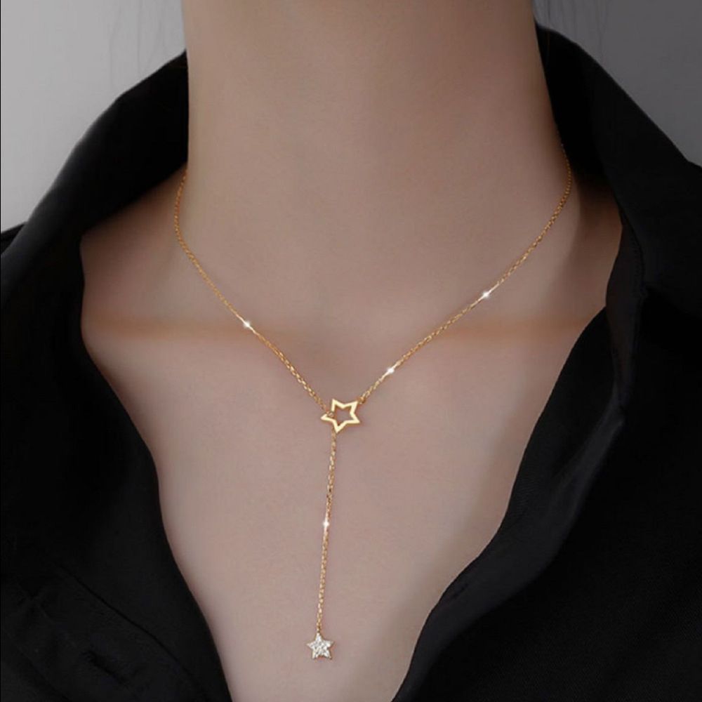 Women's Collarbone Chain Hollow Five-pointed Star Pendant With Diamonds-Gold