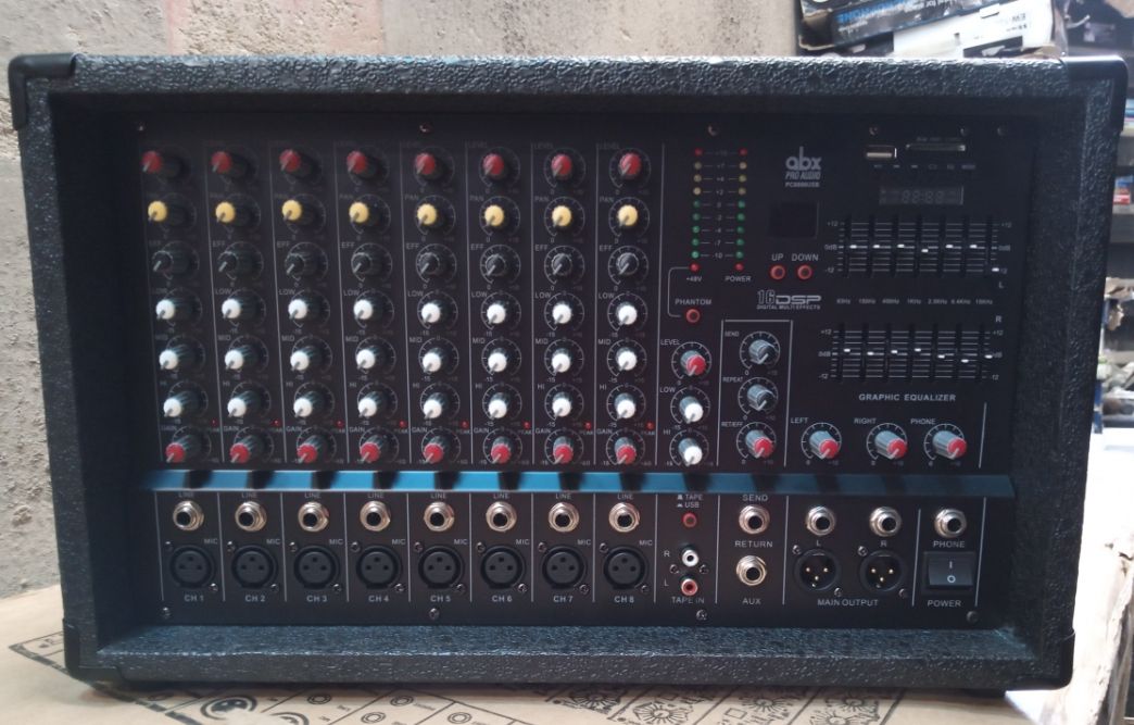 Professional 8 Channels Mixer Amplifier