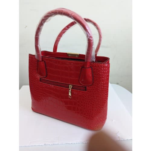 Crocodile Pattern Handbag (red)