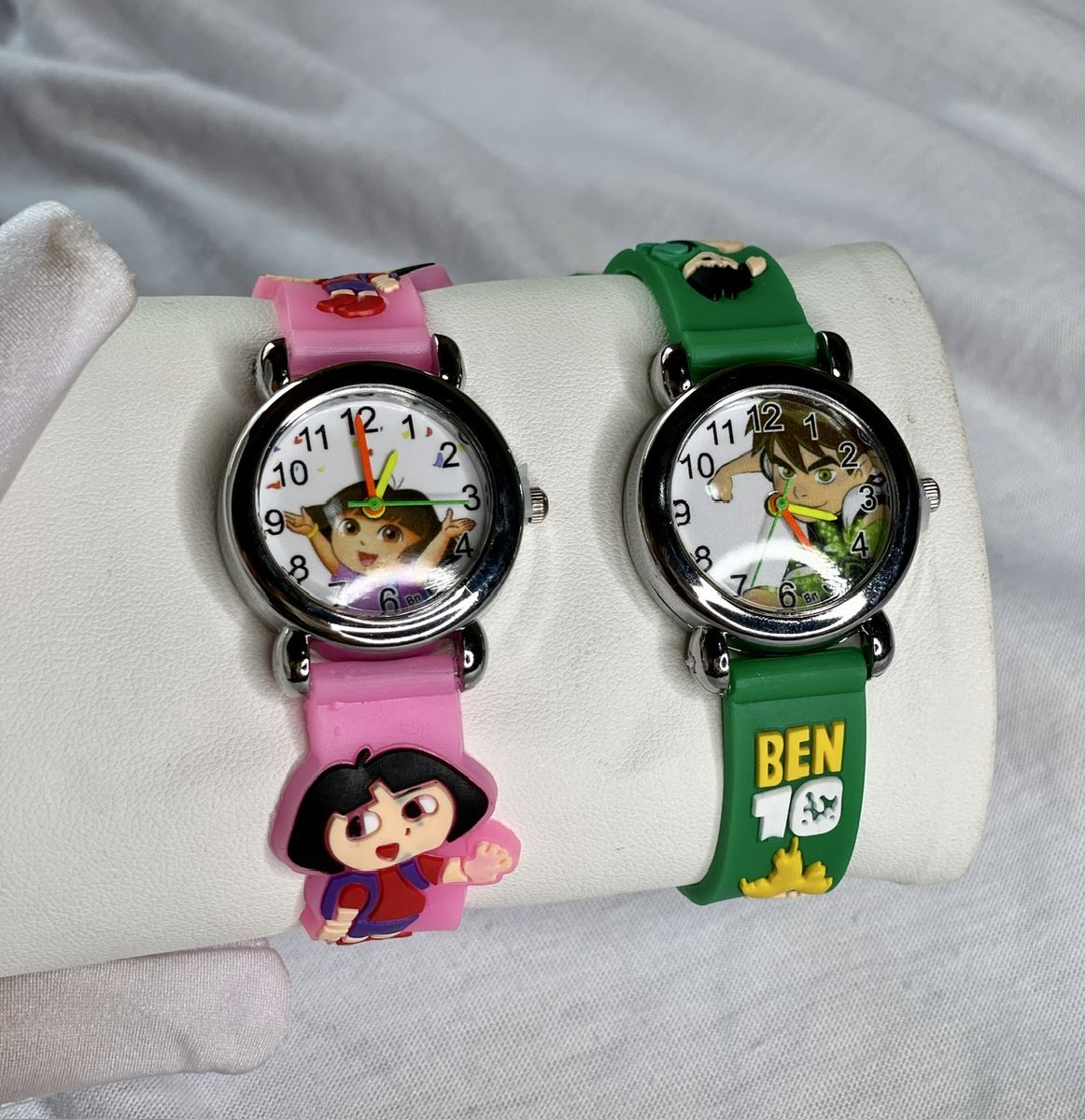 2 Piece Children Cartoon  Wristwatch For Boys And Girls