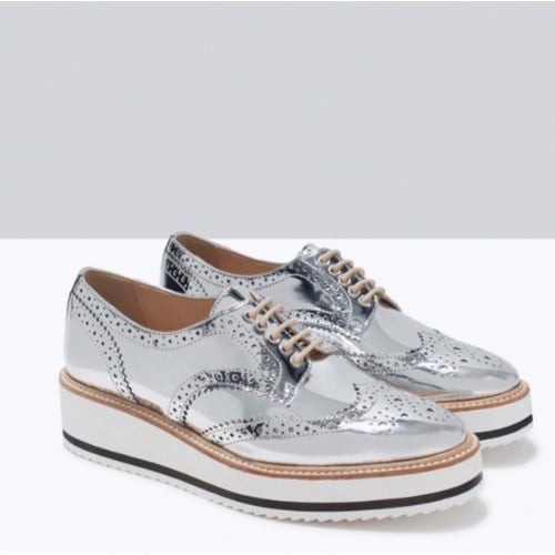 Ladies Gloss Leather Sneakers - silver