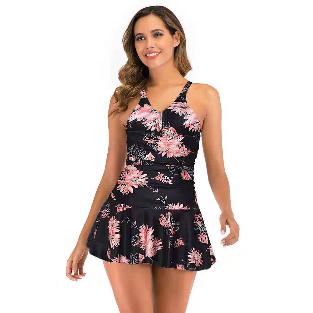 2022 new European and American cross-border large size split two-piece conservative swimsuit women's printed skirt flat pants bikini Black print 2XL