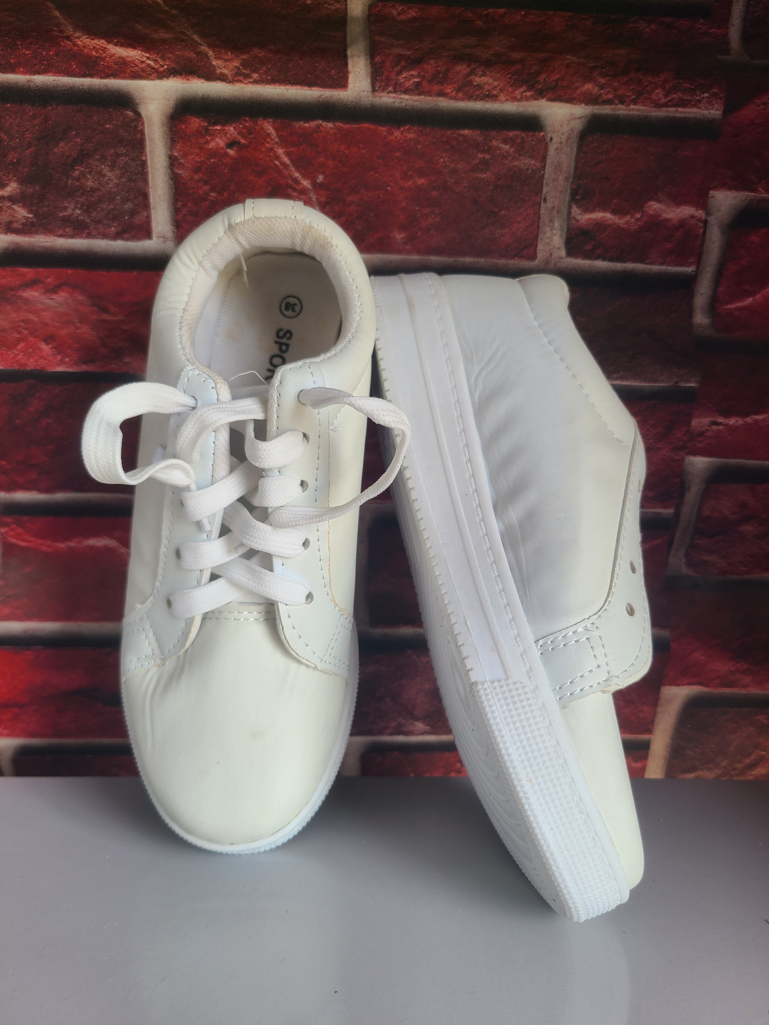 ATR Sneakers - White Size 38
