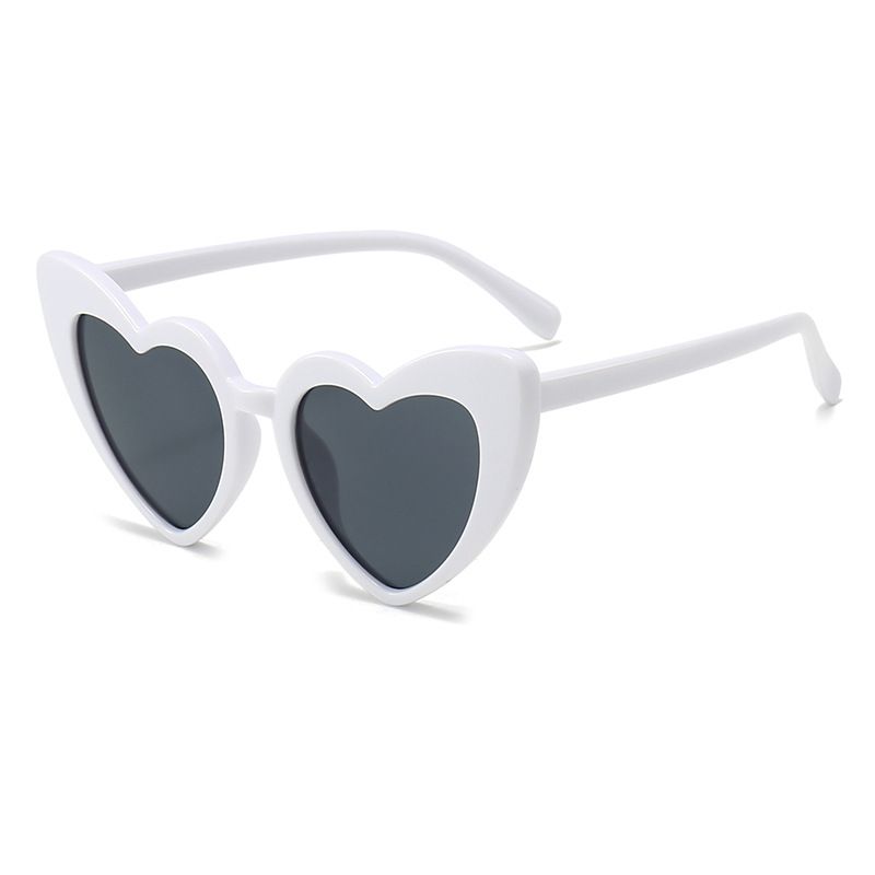 Love Heart Shaped Sunglasses Children Big Frame Fashion Cute Retro Cat Eye Vintage Sun