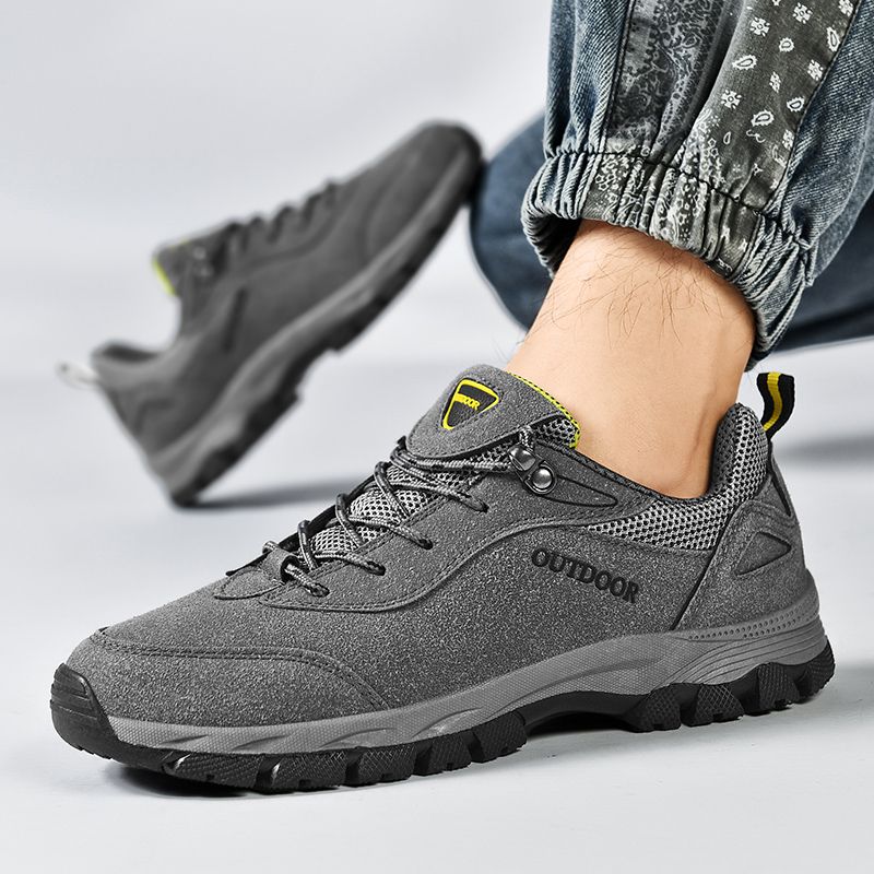 New Arrival Hiking Shoes Men Sneakers EUR Size 39-49 Outdoor Mountain Climbing Shoes High Quality Male Sport Trekking Sneakers Suede Leather Combat Desert Training Shoes Wear-resistant Work Sneakers Grey