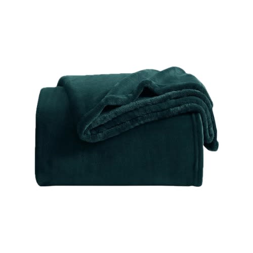 Queen Size Extra Soft Fleece 310 Gsm Blanket - 150 X 200cm- Green