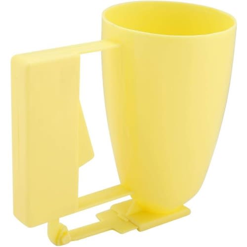 Dough Dispenser With Squeeze Handle - 15.8x14.5cm