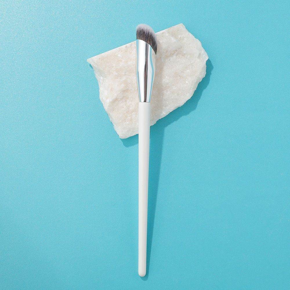 Angled Korea Concealer Brush Under Eye For Makeup Cream Corrector Blending Brush Liquid Makeup Nose Contour F811 DOU