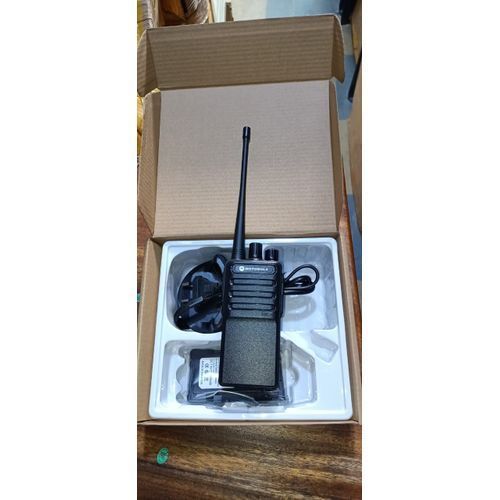 Motorola M9 UHF Walkie Talkie Handheld Radio