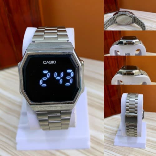 Unisex Screen Touch Watch With Bangle