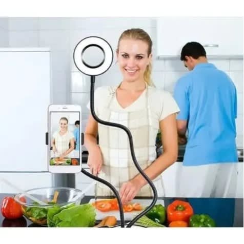 Phone Stand With Ring Light