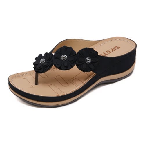 Triple Flower Fully Padded Casual Slippers