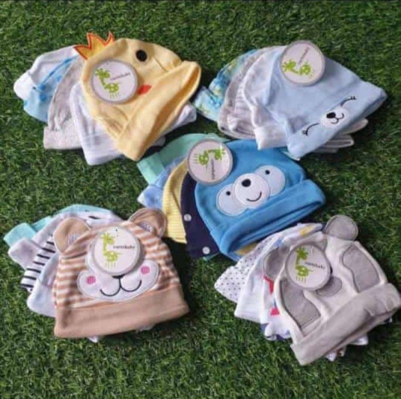 Baby Unisex  Caps  0-6months ONE SET OF FIVE